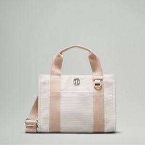Lululemon Tote Bag